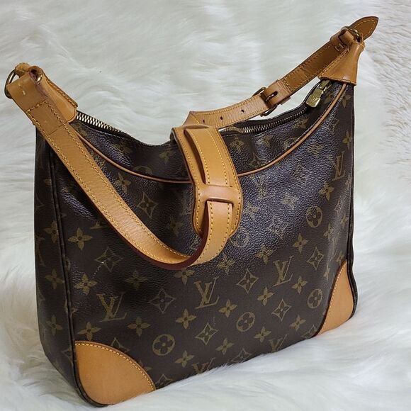 💯 Authentic Louis Vuitton Boulogne  Handbag 🍀 - Picture 10 of 17